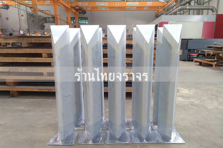 traffic bollards6